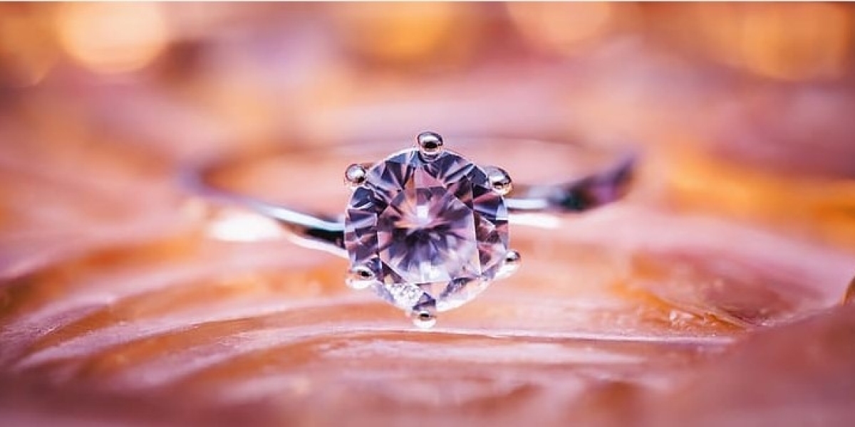 Elegant Men's Wedding Rings in the UK: Symbolizing Timeless Love